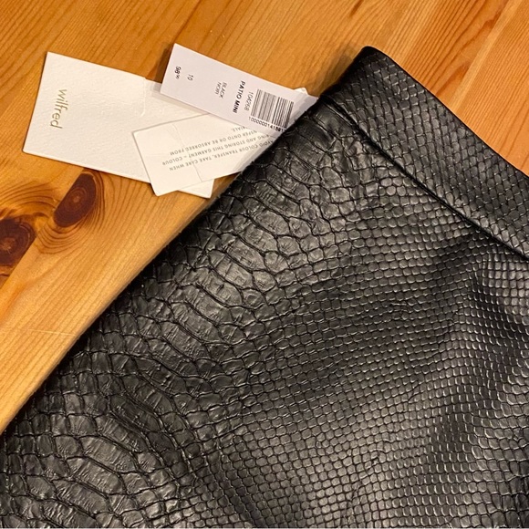 Aritzia Wilfred New Patio Leather Mini Skirt High Waisted Vegan Cocktail Python - Picture 12 of 15
